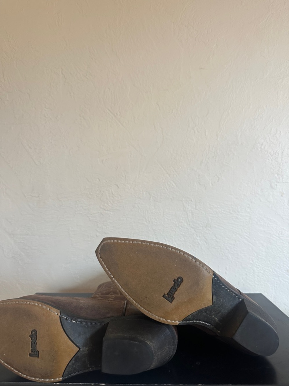 Women’s Brown Western Cowboy Boots - Picture 2 of 3